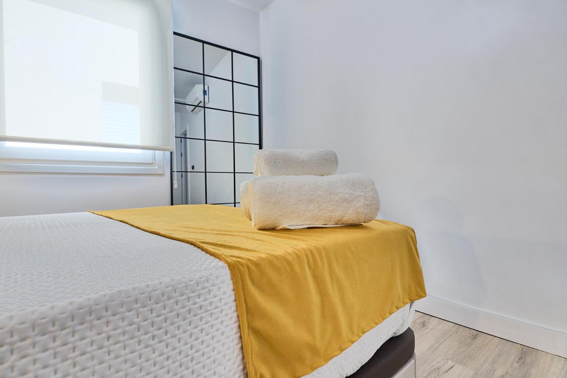 Apartamentos Plasencia Bambu Luaran gambar
